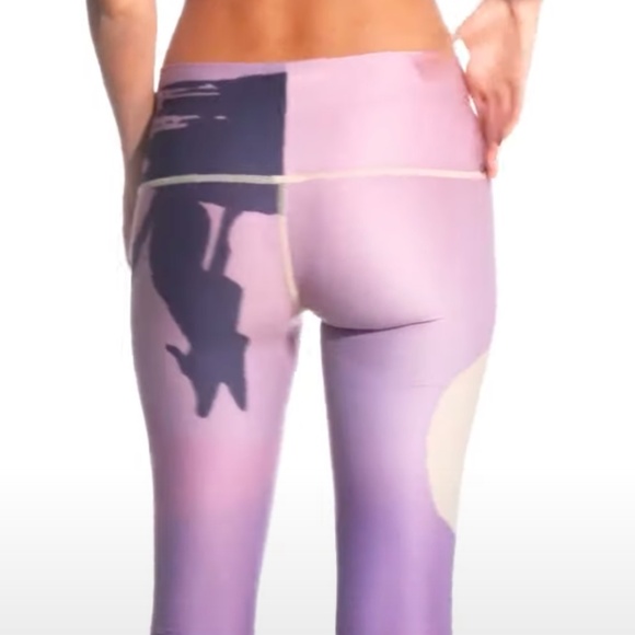 EUC Teeki Coyote Moon Dawn  Hotpant Legging Large - Picture 6 of 15